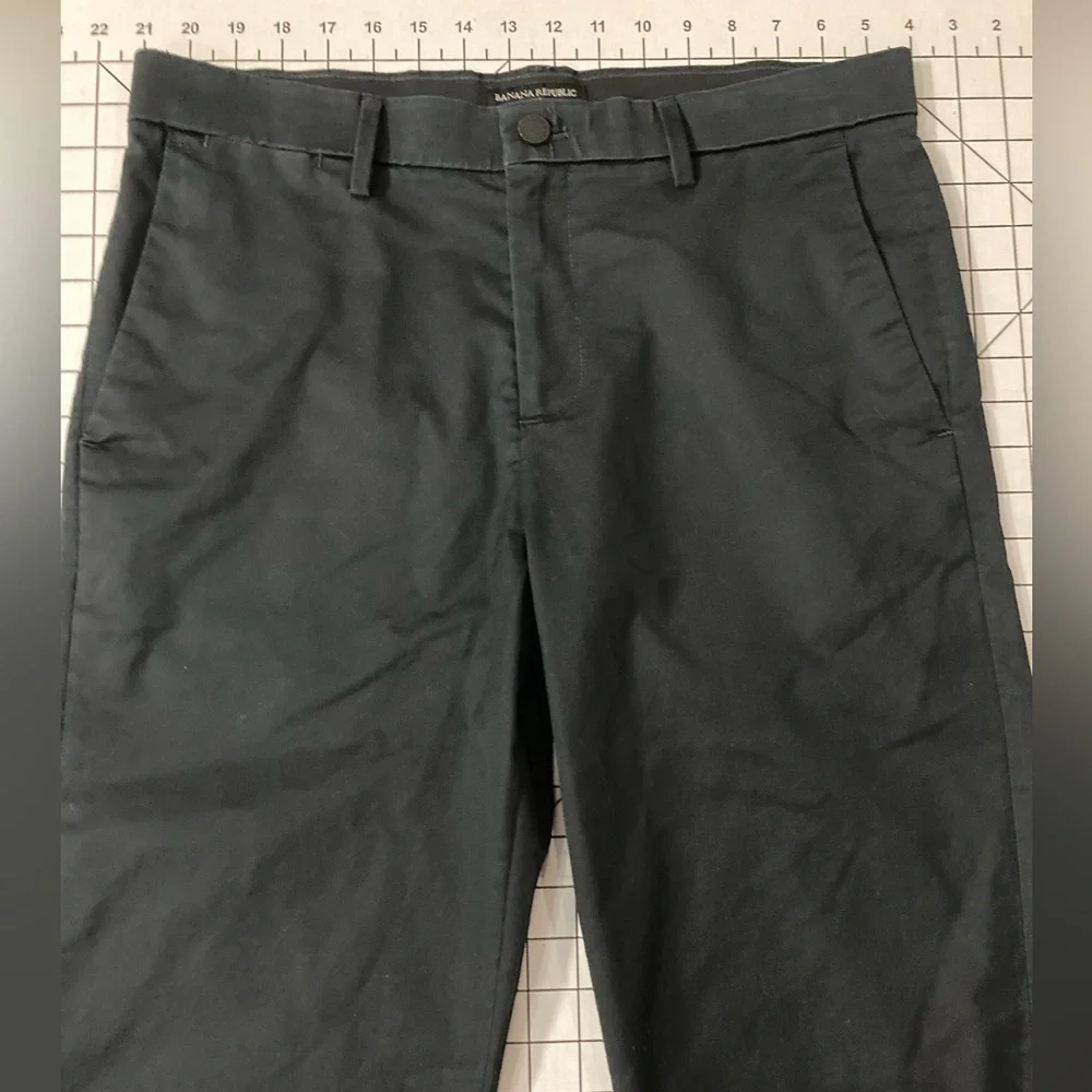 Banana Republic Men’s 33X34 Navy‎ Slim Fit Pants